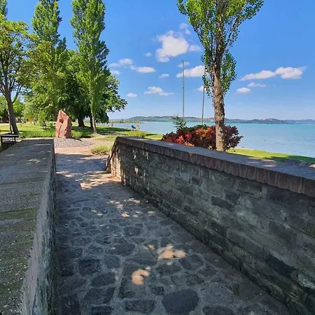 In - Balaton 44084 Zamardi